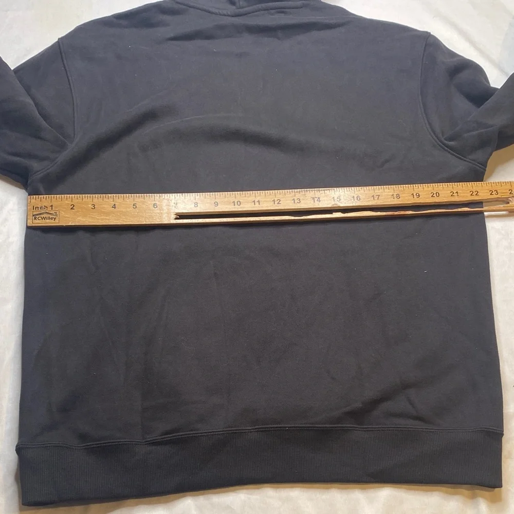 Puma Men's Black Hoodie Size Large‎
